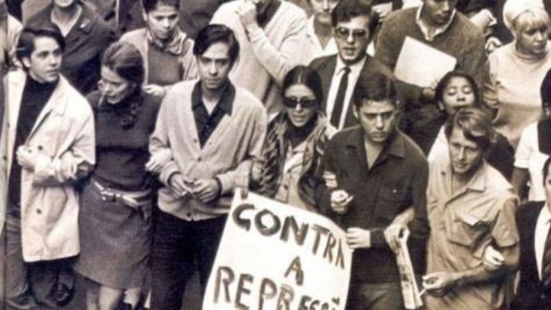 Manifestação da Passeata dos Cem Mil no Rio de Janeiro, em 1968